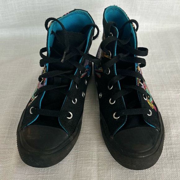 Converse x Adventure Time Chuck Taylor All Star Kids High Top Sneakers Size 1 - Picture 3 of 7